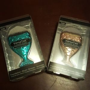 VersaTail Mermaid Cosmetic Brushes